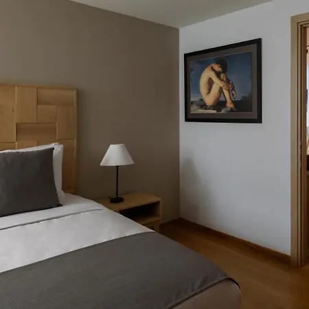Fos Downtown Hotell