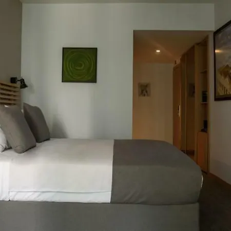 Fos Downtown Hotell